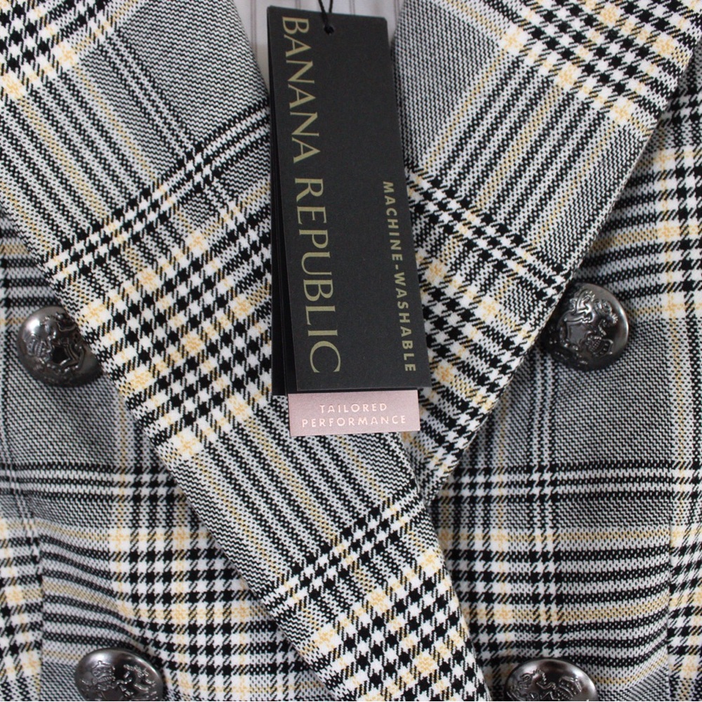Banana Republic Double-Breasted Plaid Blazer - Picture 7 of 8